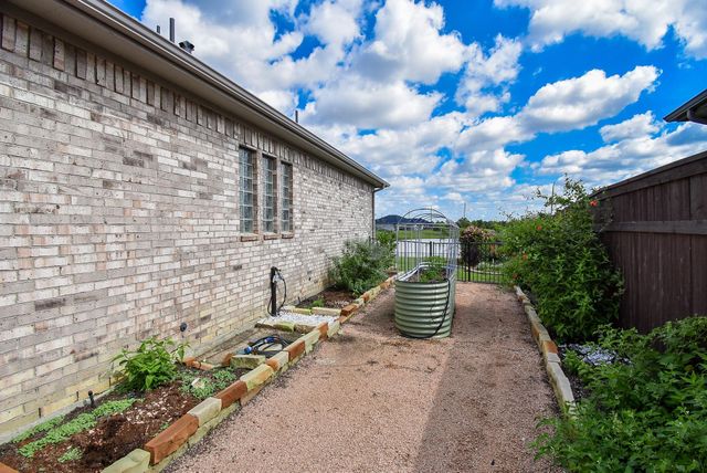 5310 Water Terrace Lane, Fulshear, TX 77441