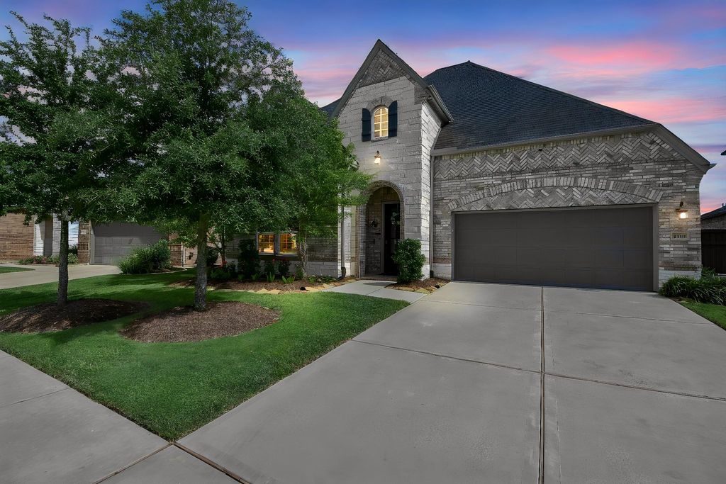 5310 Water Terrace Lane, Fulshear, TX 77441