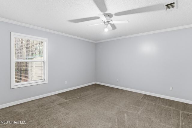 174 Hawthorne Drive, Hattiesburg, MS 39402