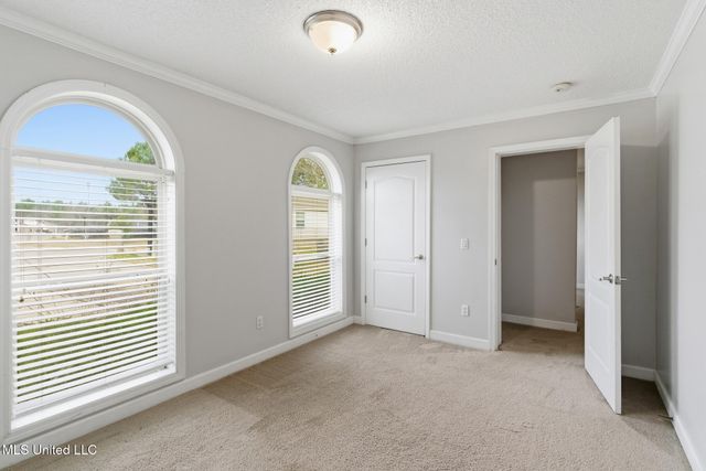 174 Hawthorne Drive, Hattiesburg, MS 39402