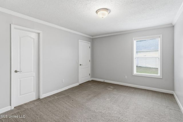 174 Hawthorne Drive, Hattiesburg, MS 39402