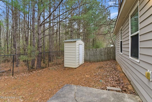 174 Hawthorne Drive, Hattiesburg, MS 39402