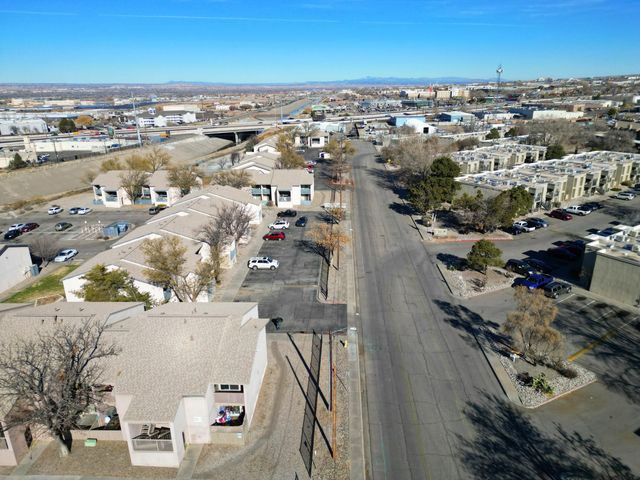 4601 Carlisle Boulevard NE D16, Albuquerque, NM 87109
