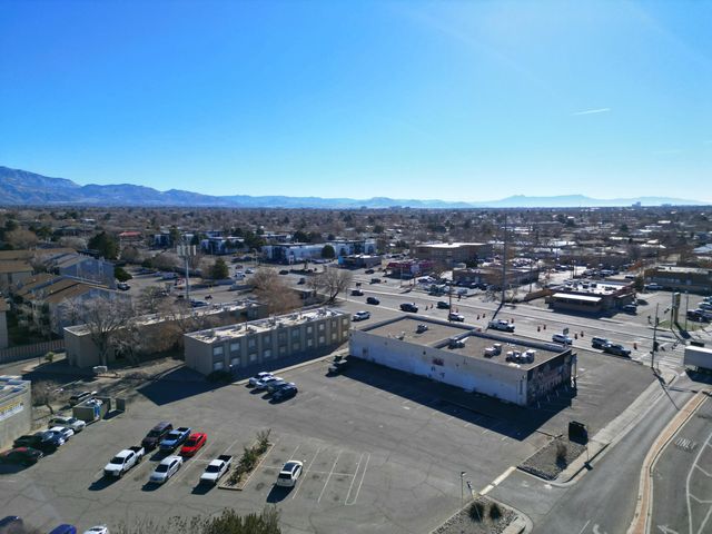 4601 Carlisle Boulevard NE D16, Albuquerque, NM 87109