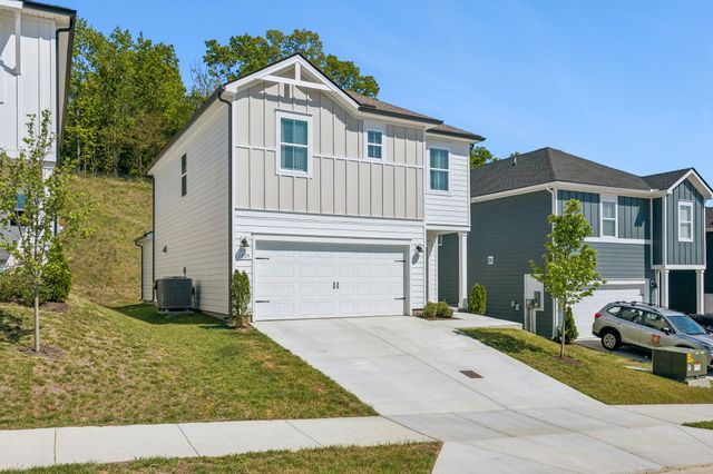 1735 Flora Grv, Hermitage, TN 37076