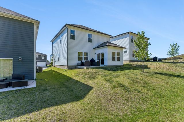 1735 Flora Grv, Hermitage, TN 37076
