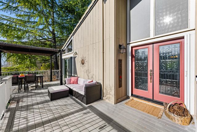 2045 Vista Mar Dr, El Dorado Hills, CA 95762