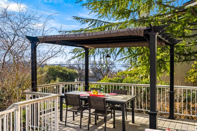 2045 Vista Mar Dr, El Dorado Hills, CA 95762