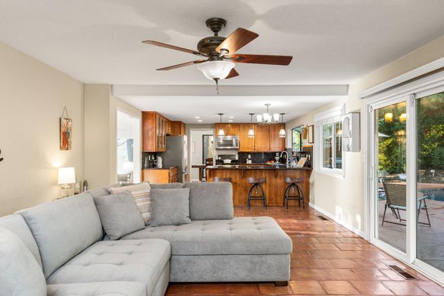 2045 Vista Mar Dr, El Dorado Hills, CA 95762