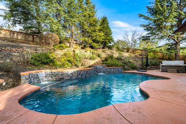 2045 Vista Mar Dr, El Dorado Hills, CA 95762