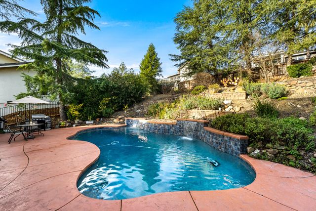 2045 Vista Mar Dr, El Dorado Hills, CA 95762