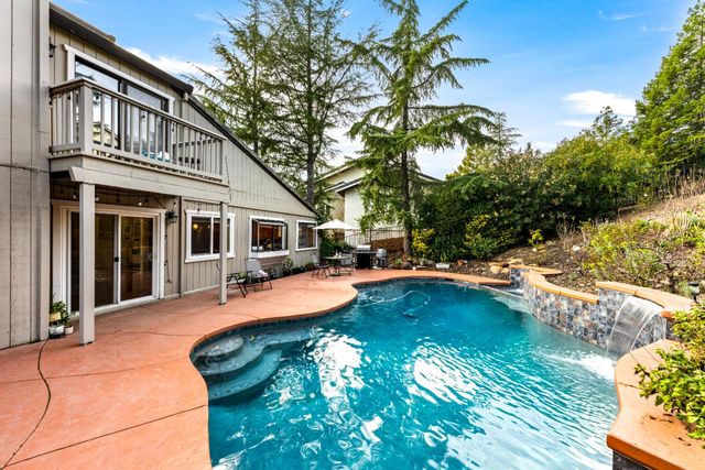 2045 Vista Mar Dr, El Dorado Hills, CA 95762