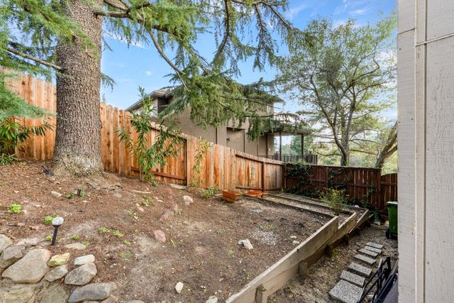 2045 Vista Mar Dr, El Dorado Hills, CA 95762