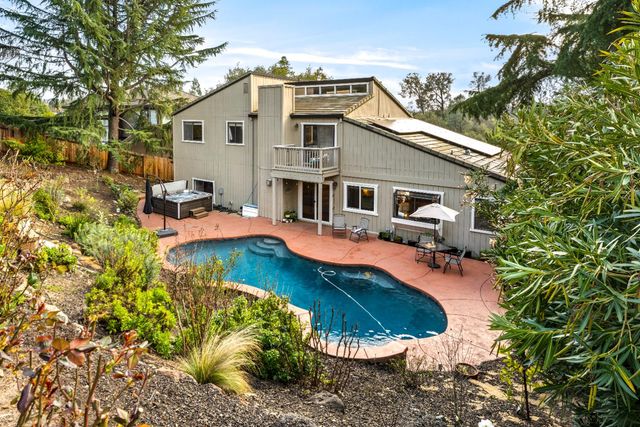 2045 Vista Mar Dr, El Dorado Hills, CA 95762