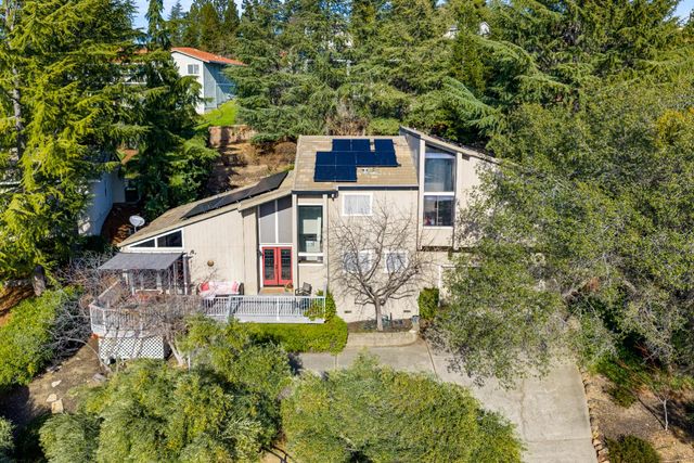 2045 Vista Mar Dr, El Dorado Hills, CA 95762