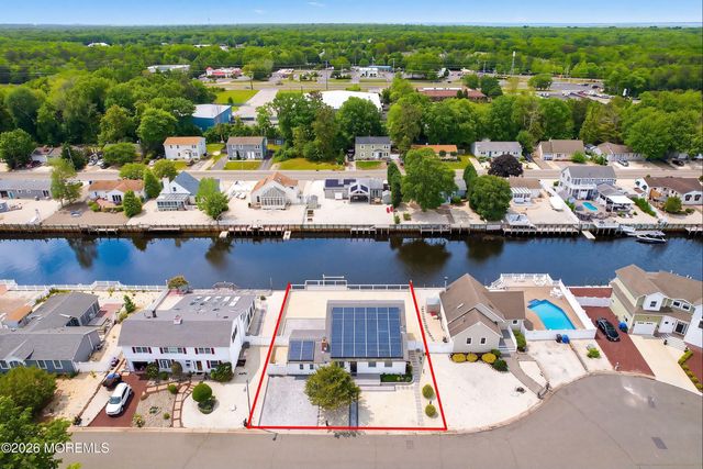 117 Emily Drive, Manahawkin, NJ 08050