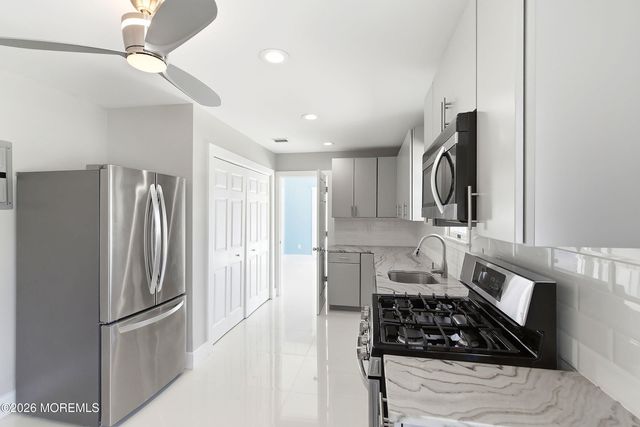 117 Emily Drive, Manahawkin, NJ 08050