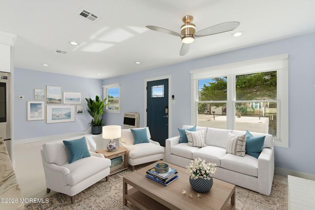 117 Emily Drive, Manahawkin, NJ 08050
