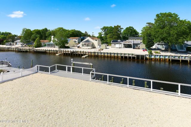 117 Emily Drive, Manahawkin, NJ 08050