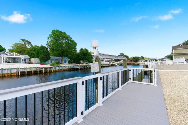 117 Emily Drive, Manahawkin, NJ 08050