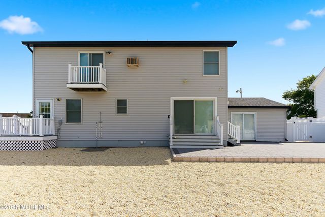 117 Emily Drive, Manahawkin, NJ 08050