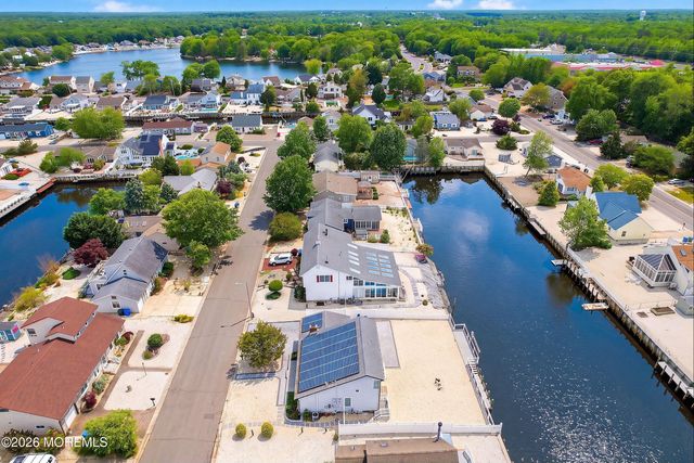 117 Emily Drive, Manahawkin, NJ 08050