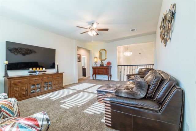 7804 Azure Way, Arlington, TX 76001