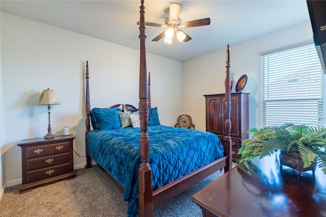 7804 Azure Way, Arlington, TX 76001