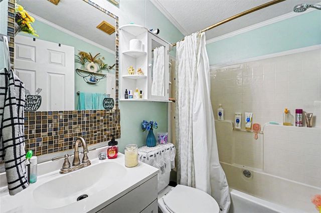 38030 LAWANDA LOOP, Zephyrhills, FL 33542