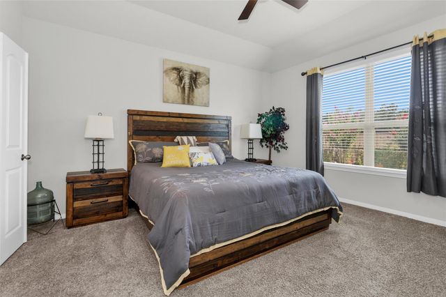 1208 Sandstone Hills Drive, Montgomery, TX 77316