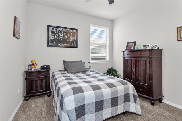 1208 Sandstone Hills Drive, Montgomery, TX 77316