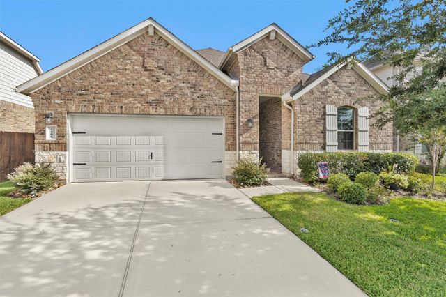 1208 Sandstone Hills Drive, Montgomery, TX 77316