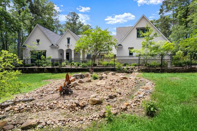129 Stagecoach Circle, Huntsville, TX 77340