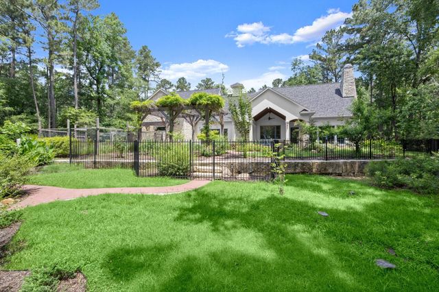 129 Stagecoach Circle, Huntsville, TX 77340