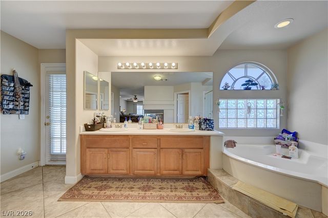 7834 Tahoe Ridge Court, Las Vegas, NV 89139