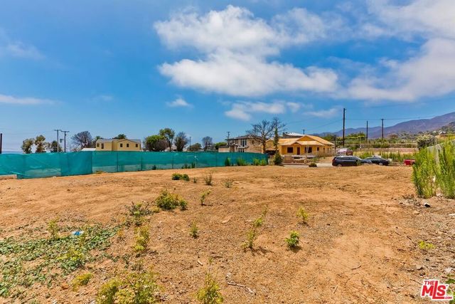 17034 Livorno Drive, Pacific Palisades, CA 90272