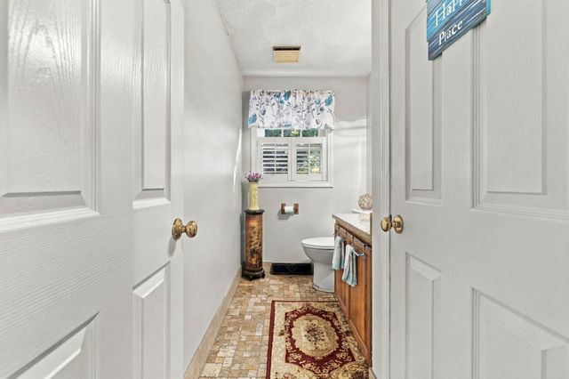 50 Wood, Woburn, MA 01801