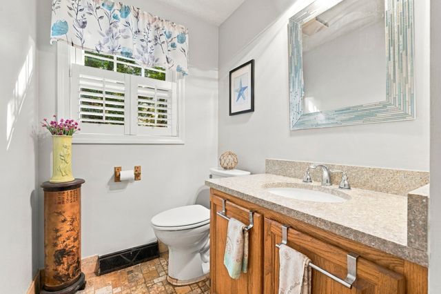 50 Wood, Woburn, MA 01801