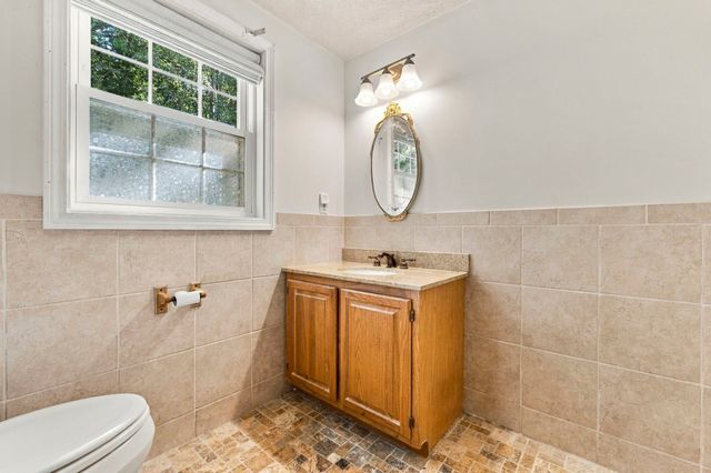 50 Wood, Woburn, MA 01801