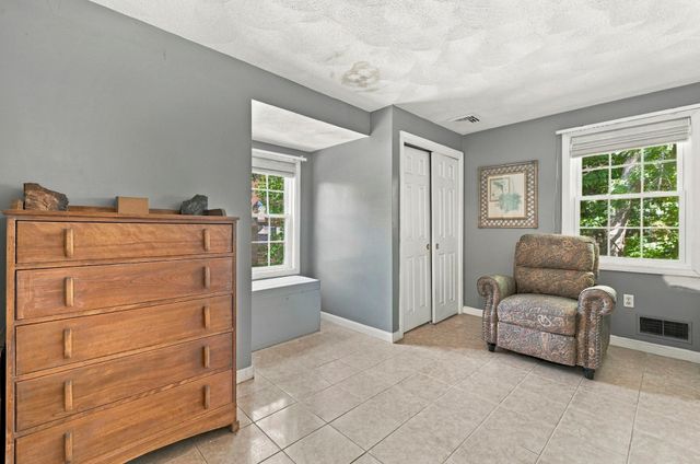 50 Wood, Woburn, MA 01801