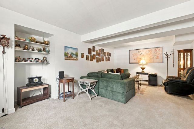 50 Wood, Woburn, MA 01801