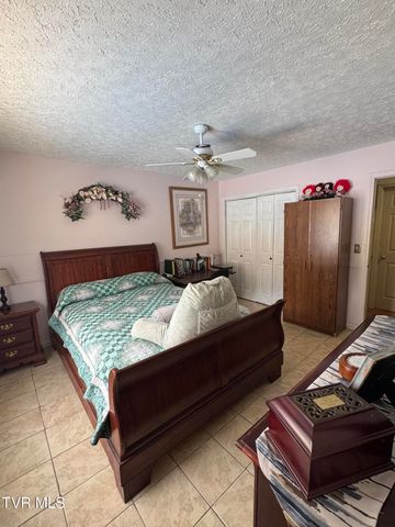 727 Fleetwood Avenue, Church Hill, TN 37642