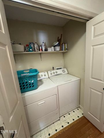 727 Fleetwood Avenue, Church Hill, TN 37642