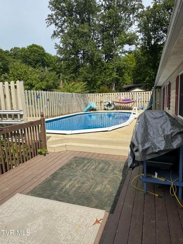 727 Fleetwood Avenue, Church Hill, TN 37642