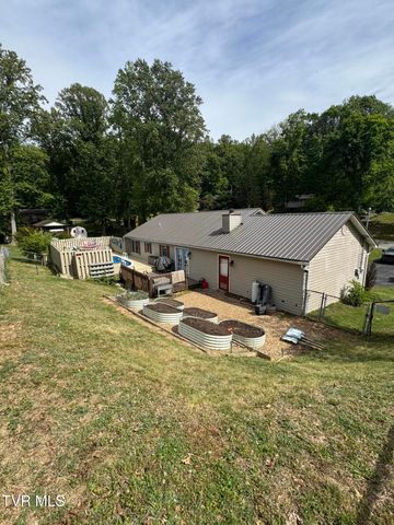 727 Fleetwood Avenue, Church Hill, TN 37642
