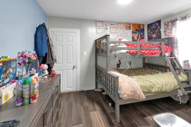 422 Schiller St, Elizabeth City, NJ 07206