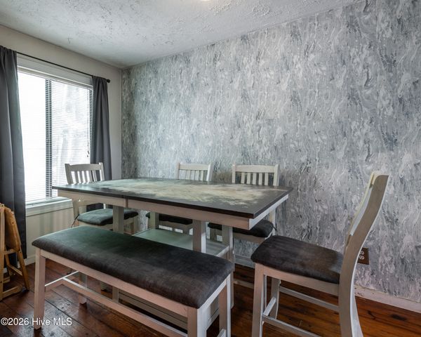 107 Tanglewood Drive, Greenville, NC 27858