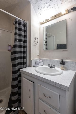 107 Tanglewood Drive, Greenville, NC 27858