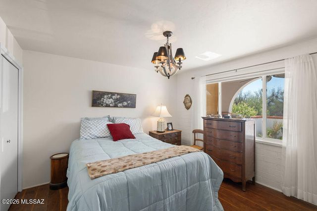 302 S Paseo Aguila, Green Valley, AZ 85614