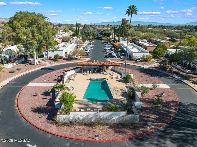 302 S Paseo Aguila, Green Valley, AZ 85614